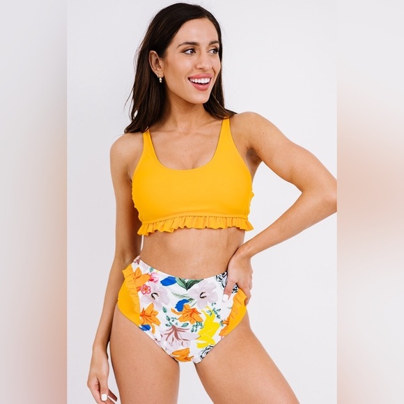 Canary Crush Yellow Bikini Set - Picture 3 of 4